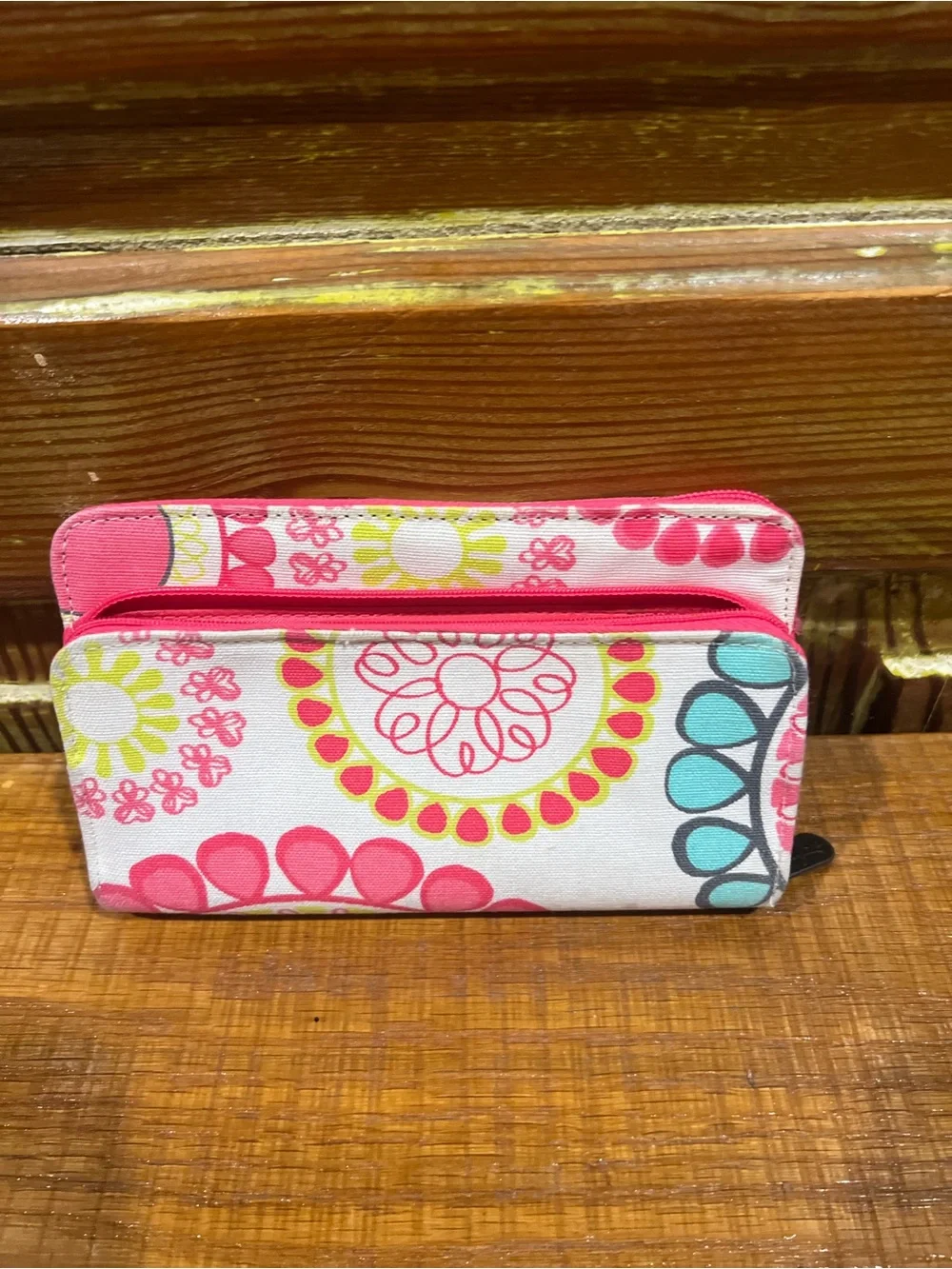 thirty-one Zip Wallet in Pink, Yellow and Teal